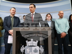 Столична община  - брифинг  - отпадъци