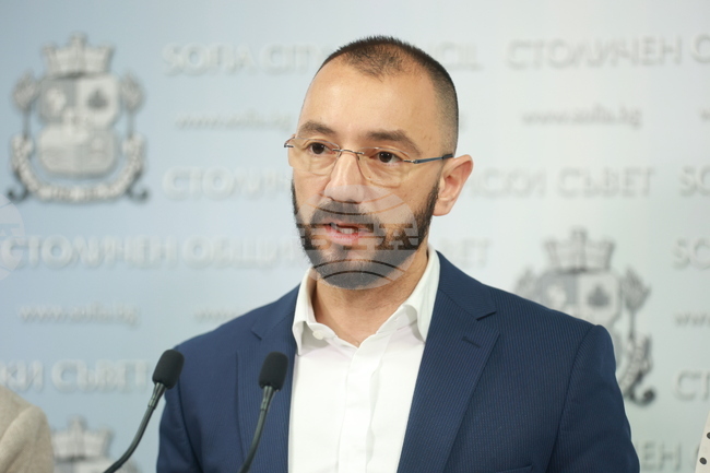 GERB-UDF Municipal Councilors File Report to Prosecution Service about Irregularities at Sofia Garbage Plant