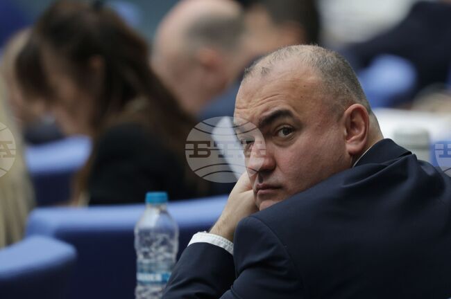 От "Величие" очакват третият вот на недоверие към кабинета "Желязков" да бъде успешен