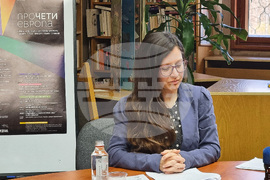 Варна - Регионална библиотека - пресконференция - Анна-Мария Попова