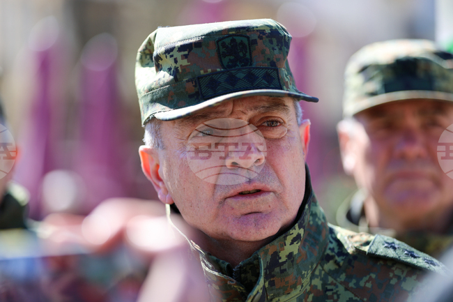 Началникът на отбраната адмирал Емил Ефтимов ще участва в годишната конференция на Военния комитет на НАТО в Латвия