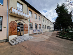 Троян - училище - нов физкултурен салон - строителство