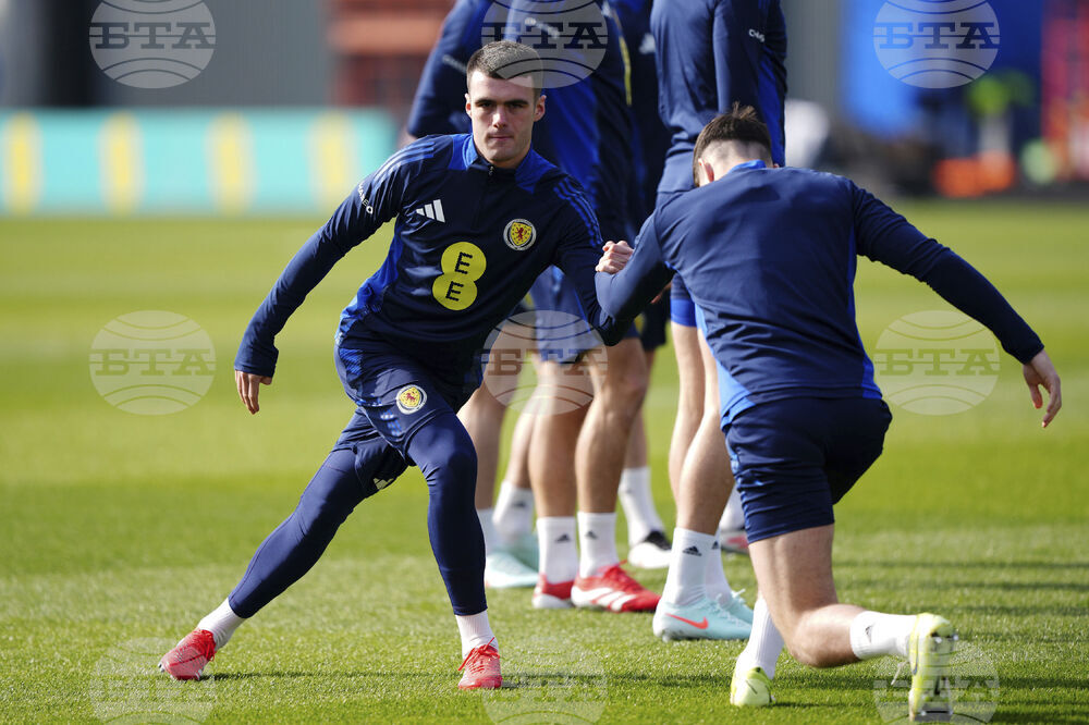 Болоня прави офанзива да привлече капитана на Монца Матео Песина и шотландския талант на Мъдъруел Ленън Милър