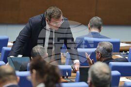 Парламент - заседание