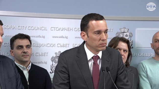 Свикана е извънредна комисия във връзка с изказване на министъра на околната среда и водите за завода за отпадъци, заяви Васил Терзиев