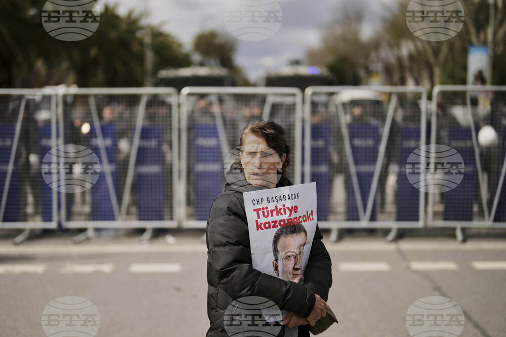Турската опозиция призовава за национални протести след задържането на кмета на Истанбул