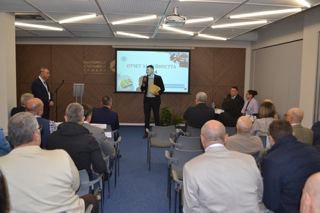 МЗХ: Над 39 млн. лв. е усвоеният ресурс за хуманно отношение при отглеждане на птици през 2024 г.