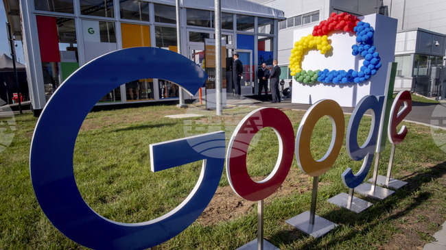 Акциите на компанията майка на „Гугъл“ удариха нов рекорд след голяма инвестиция в нея на „Бъркшър Хатауей“ на Бъфет