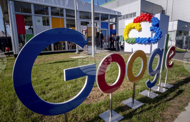 Акциите на компанията майка на „Гугъл“ удариха нов рекорд след голяма инвестиция в нея на „Бъркшър Хатауей“ на Бъфет