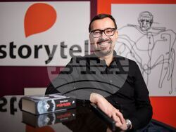 Продължението на аудиосериала „Мамник“ на Васил Попов излиза през април. Снимка: „Сторител“