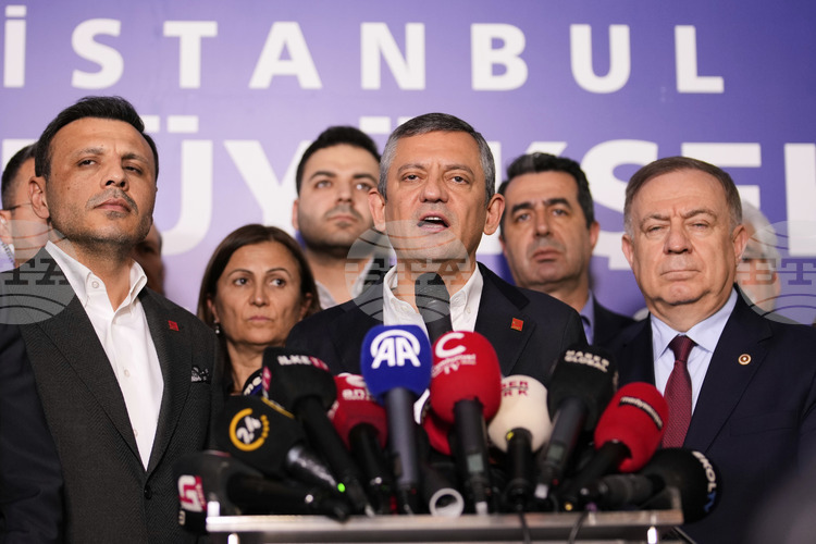 Лидерът на основната опозиционна сила в Турция Народнорепубликанската партия