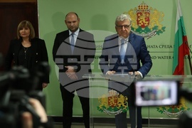 Министерство на околната среда и водите - Манол Генов - брифинг