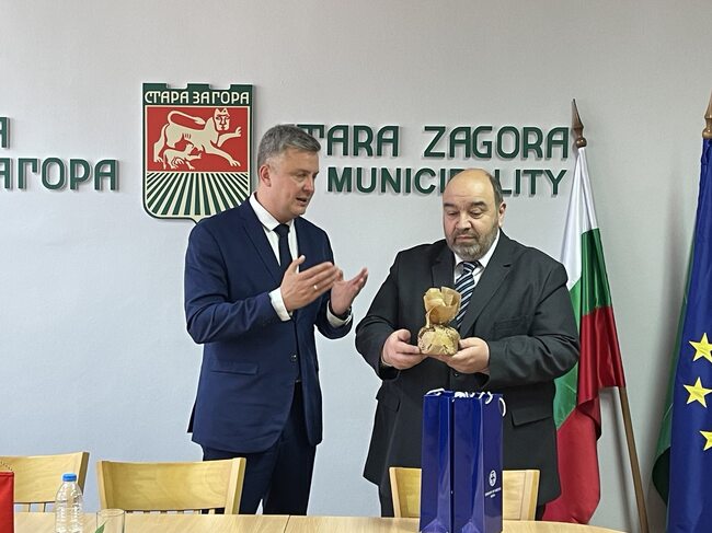 Търсим възможности за инвестиции в различни бизнес сфери, каза посланикът на Гърция по време на среща в Стара Загора