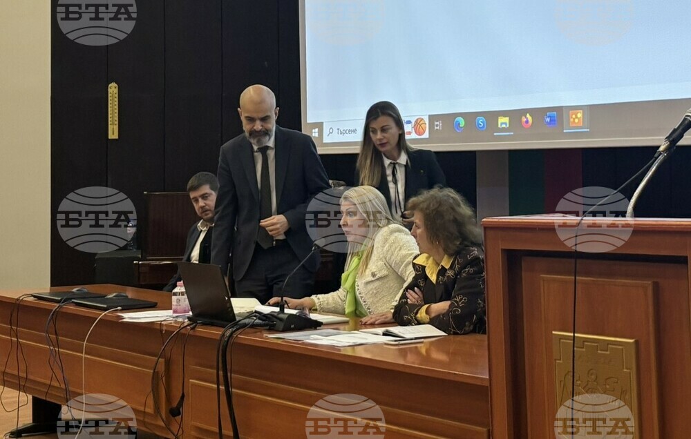 Община Варна: Електронният прием в първи клас започва на 19 май, за детските градини – на 15 май
