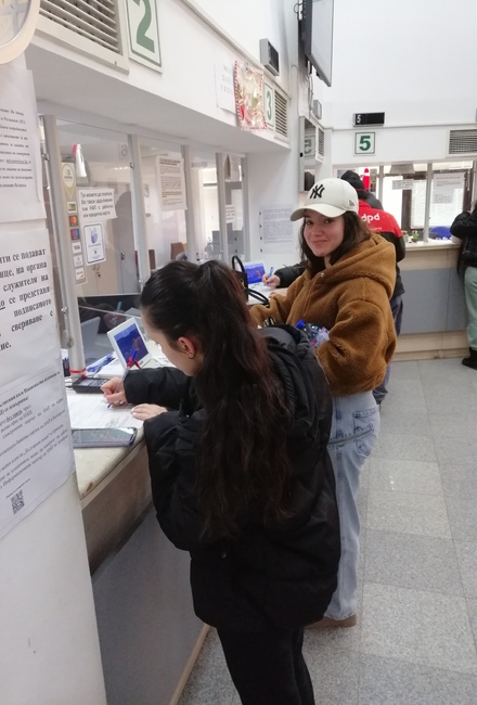 Близо девет хиляди души декларираха доходи в офиса на НАП в Търговище, предпочитано е използването на персонален код