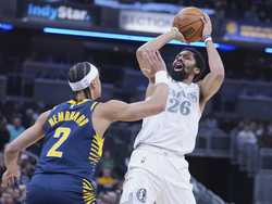 Mavericks Pacers Basketball