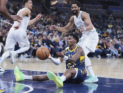 Mavericks Pacers Basketball