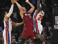 Pistons Heat Basketball