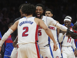 Pistons Heat Basketball