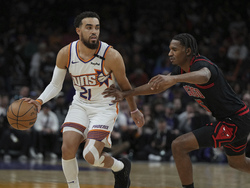Bulls Suns Basketball