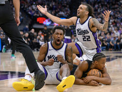 APTOPIX Cavaliers Kings Basketball