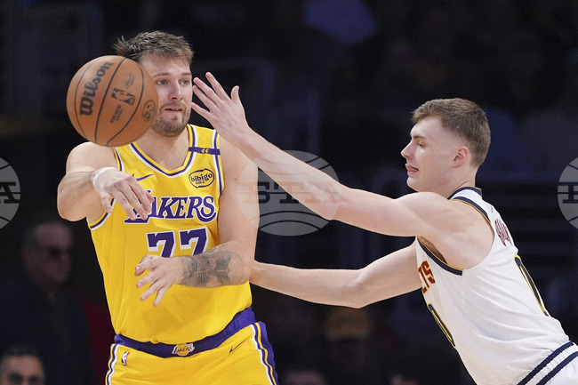 Лос Анджелис Лейкърс надигра Денвър в НБА