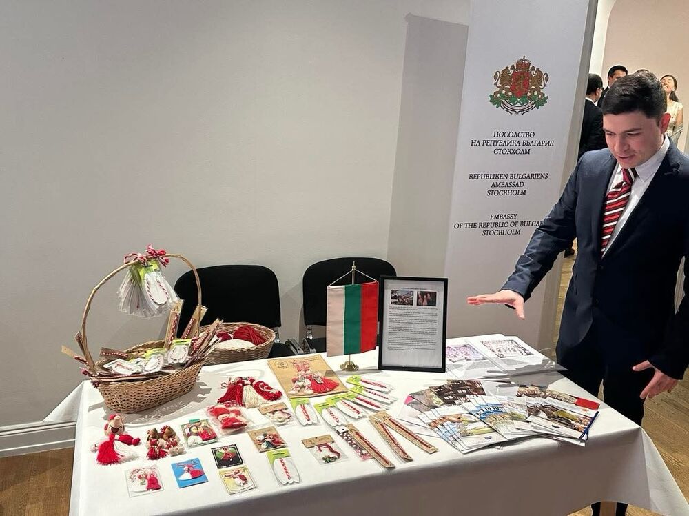Четири посолства представиха традицията за размяна на мартеници в Стокхолм