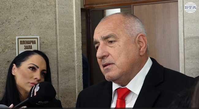 Няма никакъв натиск Пеевски да влезе във властта, коментира Бойко Борисов