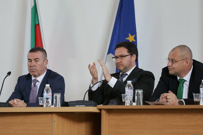 Oсновната заслуга за членството ни в Шенген е ваша, каза министър Даниел Митов по време на отчета за 2024 г. на "Гранична полиция"