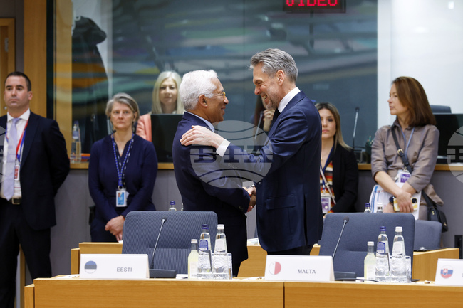 АНП: Нидерландският премиер Дик Схоф: Нидерландия не се поставя извън дискусията за отбраната на ЕС