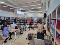 Министърът на образованието и науката Красимир Вълчев и ректори на висши икономически училища обсъдиха в УНСС предложения за промени в приема на студенти в направлението "Икономика". Снимка: Димитрина Ветова/БТА