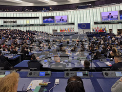 Франция - Страсбург - ЕП - "Евроскола" - дискусия