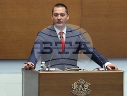 Народно събрание - заседание - законопроект за държавния бюджет за 2025