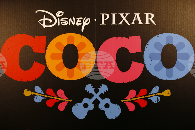 "Дисни" и "Пиксар" подготвят продължение на отличения с "Оскар" анимационен филм "Тайната на Коко"