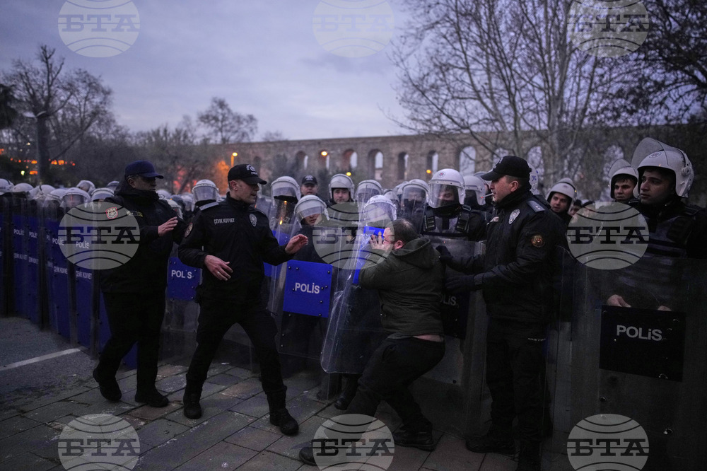 Турският министър на вътрешните работи призова за възстановяване на реда и прекратяване на призивите за протест след ареста на кмета на Истанбул