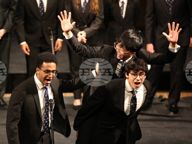 Благоевград - акапелна певческа група на университета „Йеил“ - концерт