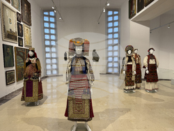 Казанлък - дамски носии - изложба