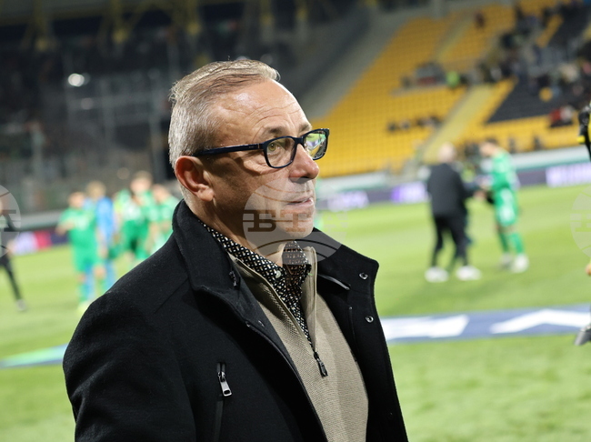 "Допуснахме изключително леки голове", разочарован е Илиан Илиев