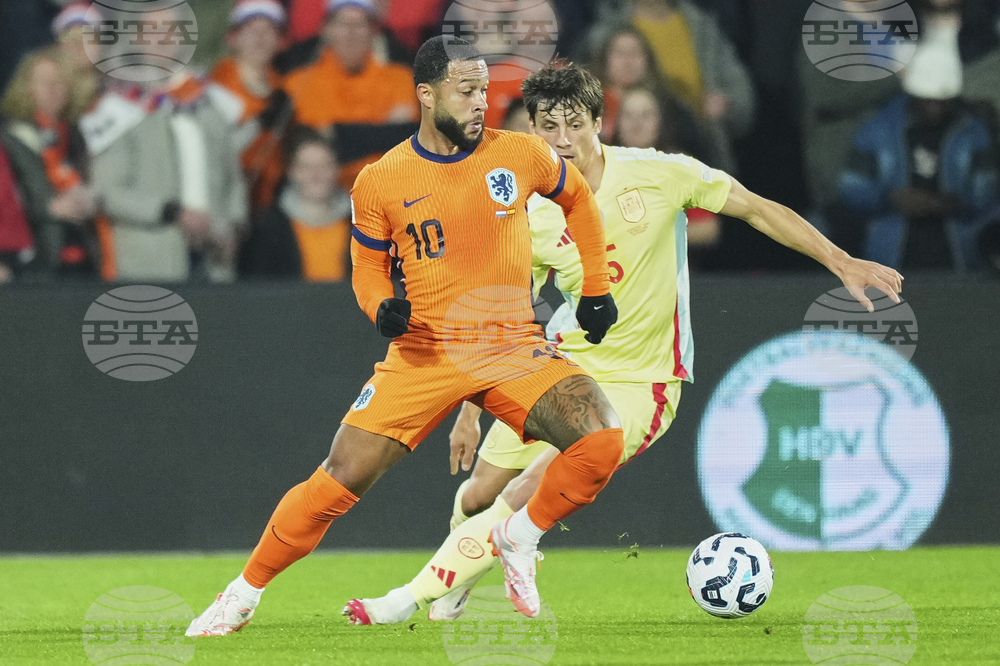 Нападателят Мемфис Депай е готов отново да играе за Нидерландия