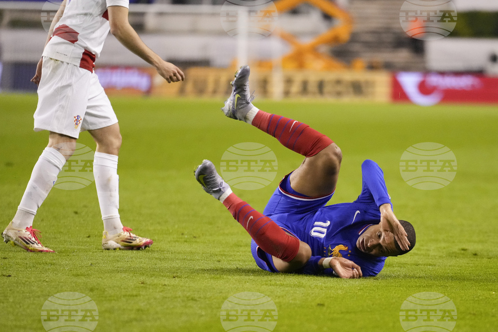 "Нападението на Франция не съществуваше в четвъртък", пишат местните медии