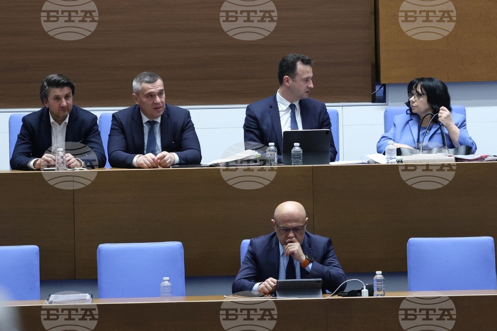 Народно събрание - Законопроект за държавния бюджет за 2025 - второ гласуване - дебати