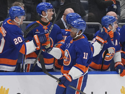 Canadiens Islanders Hockey