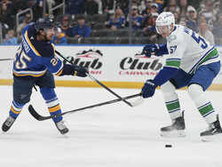 Canucks Blues Hockey