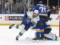 APTOPIX Canucks Blues Hockey