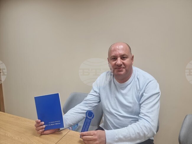 За 23 дни написах „Книга за щастието“, каза авторът на творбата Владимир Дръндаревски