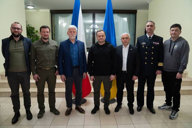 Чешкият президент е бил на посещение в Одеса по време на руската атака с дронове срещу украинския град
