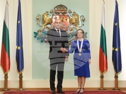 Президентство - Джузепина Дзара - орден „Мадарски конник“ - награждаване