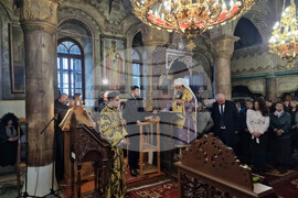 Ихтиман - Преждеосвещена света литургия - патриарх Даниил