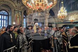 Ихтиман - Преждеосвещена света литургия - патриарх Даниил