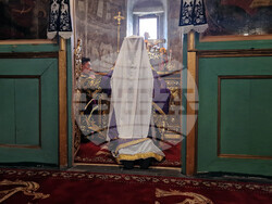 Ихтиман - Преждеосвещена света литургия - патриарх Даниил